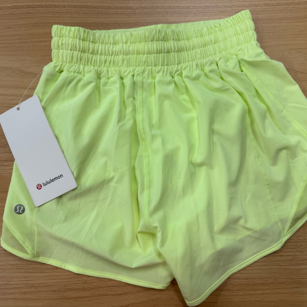 LuLuLemon - Hotty Hot HR Short 4" *Lined - Picture 2 of 4